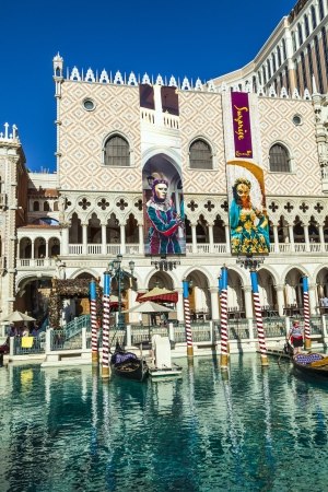 lAS VEGAS - JUNE 15: The Venetian Resort Hotel & Casino on June 15, 2012. The resort opened on May 3, 1999 with flutter of white doves, sounding trumpets, singing gondoliers and actress Sophia Loren.のeditorial素材