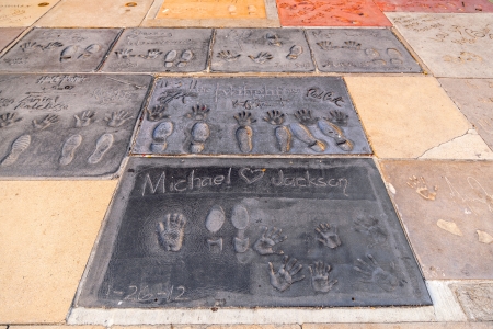 LOS ANGELES - JUNE 26: Michael Jackson's handprints in Hollywood Boulevard on June 26,2012 in Los Angeles. There are nearly 200 celebrity handprints in the concrete of Chinese Theatre's forecourt.のeditorial素材