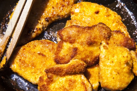 steak with crust prepared in the pan