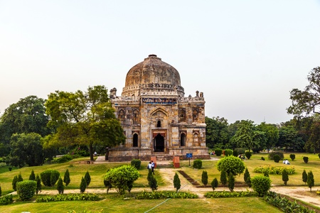 Lodi Gardens  Islamic Tomb  Bara Gumbad  set in landscaped gardens  15th Century AD  New Delhi, India のeditorial素材