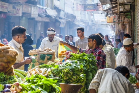 DELHI, INDIA - OCT 16: Chawri Bazar is a specialized wholesale market of food and vegetables on Oct 16, 2012 in Delhi, India. Established in 1840 it was the first wholesale market of Old Delhi.のeditorial素材