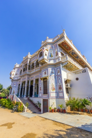 MANDAWA, INDIA - OCT 25: rooms inside the Heritage Mandawa hotel on October 25,2012 in Mandawa, India. Belonging to a merchant family the hotel was built in 1978 in Art deco style.のeditorial素材