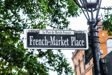 Streetsign French Market place in New Orleans in french Quarterのeditorial素材