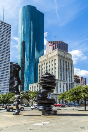 HOUSTON, USA - JULY 11  sculpture in Minds from Tony Cragg is placed at Gagby Street on July 11, 2013 in Houston, USA  He created these large cast bronze pieces of art over a skeleton comprised of stainless steel  It must have been quite an undertaking anのeditorial素材