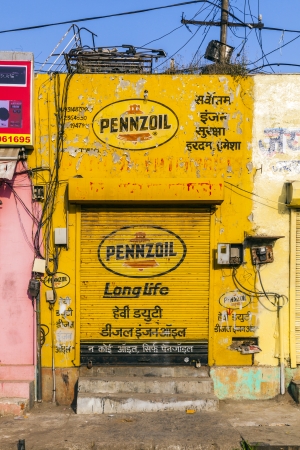 JAIPUR, INDIA - OCTOBER 12  closed shops on Friday at 8am on October 19, 2012 in Jaipur, India  For Hindi people, Friday is the holy day of rest のeditorial素材