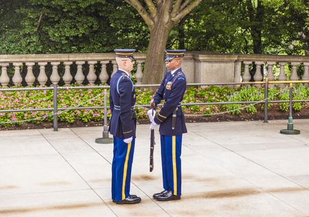 WASHINGTON,USA - JULY 15:  changing the guard in the afternoon at the grave of the unknown soldier at the cemetery of Arlington on July 15,2010 in Washington, USAのeditorial素材
