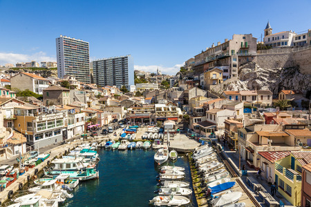 MARSEILLE, FRANCE - APR 6, 2015 : Fishemen boats in a small harbor. The Vallon des Auffes is a small fishing port of the 7eme district of Marseille, France.のeditorial素材