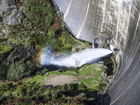 PAMPILHOSA; PORTUGAL - NOV 4, 2014: Santa Luzia Dam near Pampilhosa, Portugal.  The dam was constructed between 1930 and 1942 by Andre Coyne.のeditorial素材