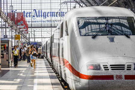 FRANKFURT, GERMANY- AUG 30, 2008: People arriving or departing at the Frankfurt main train station in Frankfurt, Germany. The station opened in 1888 as dead end station.のeditorial素材