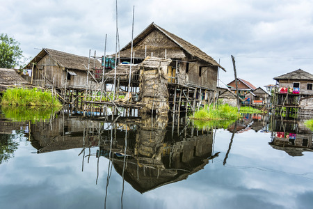 Floating Village with bamboo houses at Inle Lake, Shan State, Myanmarのeditorial素材