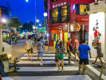 SINGAPORE, SINGAPORE - AUG 12, 2015: chinese people go eating in the evening in chinatown in Singapore . In 2014, 74 percent of the  Singapore population were chinese ethnic.のeditorial素材