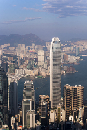 VICTORIA, HONG KONG - JANUARY 9, 2010: Hong Kong view from Victoria Peak to the bay and the illuminated skyscraper  in the evening in Victoria, Hong Kong.のeditorial素材