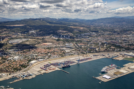 MARSEILLES, FRANCE - JUNE 2, 2016: aerial view of Marseille in France in Midday light. Marseilles is an old roman harbor city in France.のeditorial素材