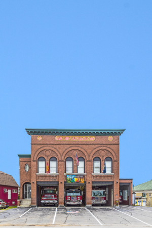 SKOWHEGAN, USA - SEP 19, 2017: Skowhegan fire brigade ready to start. The fire station, built in 1904 to a design by William R. Miller.のeditorial素材