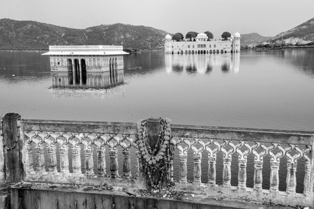Water Palace (Jal Mahal) in Man Sagar Lake. Jaipur, Rajasthan, India. 18th Century. The palace Dzhal-Mahalのeditorial素材