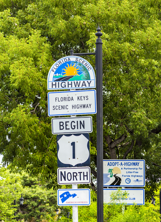KEY WEST, USA - AUG 26, 2014: Mile Zero in Key West, highway sign No1 Florida keysのeditorial素材