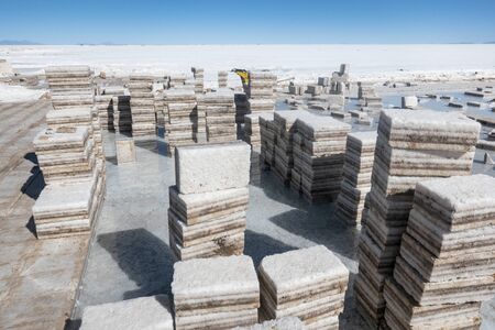 salt mine in Salar de Uyuni, Boliviaの写真素材