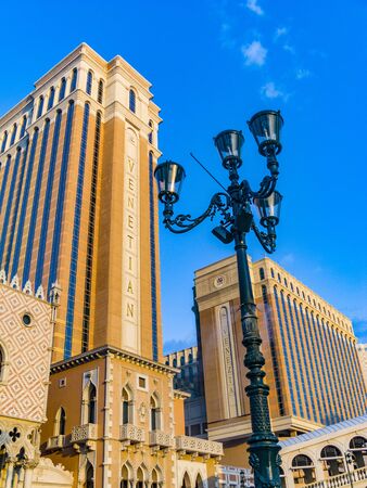 Las Vegas , USA - July 17, 2008: : The Venetian Resort Hotel & Casino The resort opened on May 3, 1999 with flutter of white doves, sounding trumpets, singing gondoliers and actress Sophia Loren.のeditorial素材