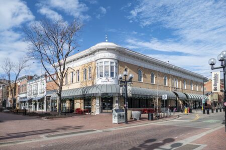 Boulder, USA - December 25, 2019: View of the Pearl Street Mall, a landmark pedestrian area in downtown Boulder, Colorado, in the Rocky Mountains.のeditorial素材