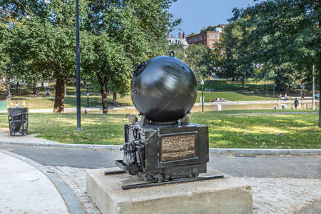 Boston, USA - September 12, 2017: A memorial to World War I North Sea Mine Sweepers standing on the hill that overlooks the Frog Pond in Boston Common, near the Soldiers Monument.のeditorial素材