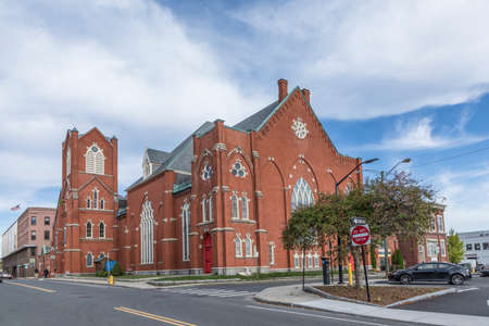 PITTSFIELD, USA - SEP 22, 2017: view to historic building and methodist church in Pittsfield.のeditorial素材