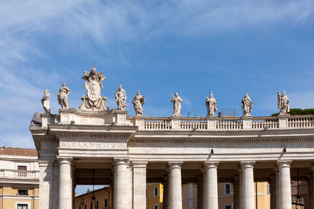 view to the Colonnades at St. Peter's square in the Vatican, Rome, Italy with inscription Alexan - engl: Alexanderの写真素材