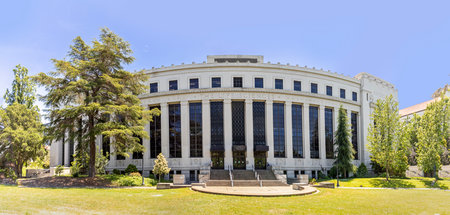Oakland, USA - May 18, 2022: old university building in the campus area of Oakland university.のeditorial素材