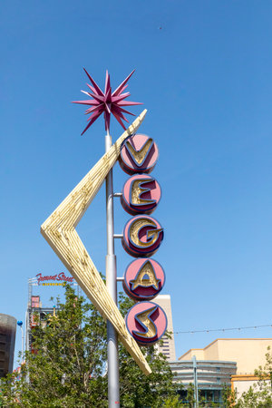 Las Vegas, USA - May 24, 2022: old neon sign Fremont east with cocktail glass as signage for the district.のeditorial素材