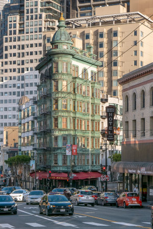 San Francisco, USA - May 18, 2022: skyline of San Francisco seen from Stockton street.のeditorial素材