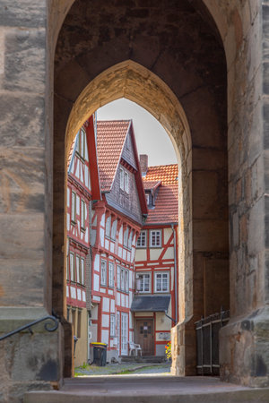 Alsfeld, Germany - June 25, 2021: famous town hall and half timbered historic houses at central square in Alsfeld, germany.のeditorial素材