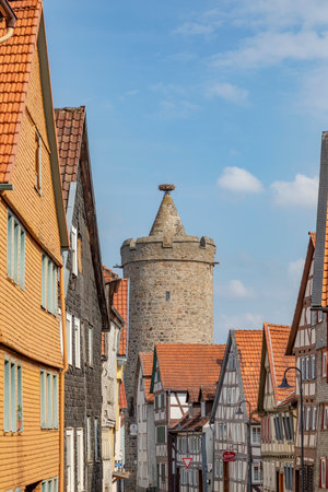 Alsfeld, Germany - June 25, 2021: famous town hall and half timbered historic houses at central square in Alsfeld, germany.のeditorial素材