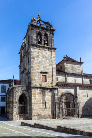 Se de Braga Cathedral - Braga, Portugalの写真素材