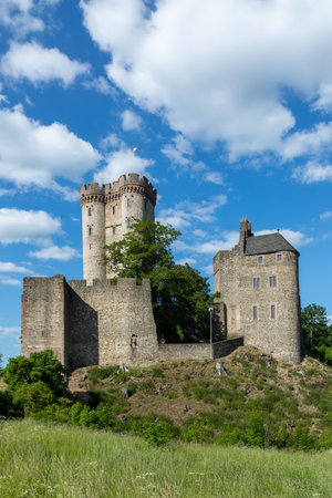 The Kasselburg is a ruined hill castle in Pelm near Gerolstein in the county of Eifel, Germanyのeditorial素材