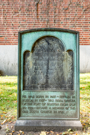 BOSTON, USA - SEP 12, 2017: Rows of headstones under a tree at Granary Burial Ground. It became a cemetery in 1660, the third oldest in the town of Boston, Massachusetts.のeditorial素材