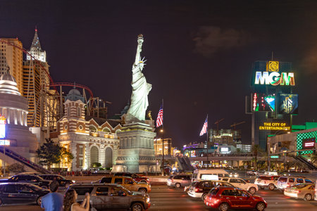 Las Vegas, USA - July 17, 2008: Statue of Liberty in Las Vegas by night.のeditorial素材