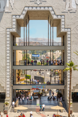 Los Angeles, USA - July 5, 2008: The Hollywood and Highland Center is a shopping mall and entertainment complex at Hollywood Boulevard and Highland Avenue in Los Angeles, USA.のeditorial素材
