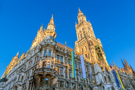 carillon with historic puppets at tne Neues Rathaus - engl new city hall - in Munich, Germanyの写真素材