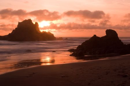 Pfeiffer Beach SP in Big Sur, Californiaの写真素材