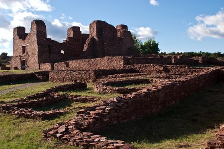 Quarai were a Tiguex Puebloan band of American Indians that originated in present-day New Mexico. Because of Apache hostilities they fled to El Paso in around 1675, later they moved to Isleta del Sur on the Rio Grande.の写真素材