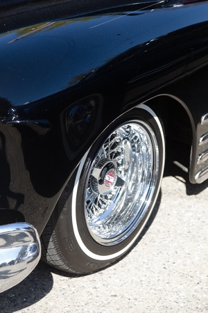 SAN JOSE, CA, USA - APRIL 9: Bombs United Car Show & Picnic April 9, 2001 in San Jose, CA, USAのeditorial素材