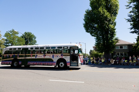 SAN JOSE, CA, USA - JULY 4: 4th of July Rose, White and Blue Parade. It is a two mile route that winds through some great old neighborhoods in the Rose Garden District July 4, 2011 in San Jose, CA, USAのeditorial素材