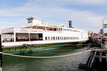 San Francisco Maritime National Historical Park is located in San Francisco, California, USA. The park includes a fleet of historic vessels, a visitor center, a maritime museum, and a library/research facility.のeditorial素材
