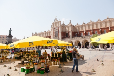 Renaissance Sukiennice (Cloth Hall, Drapers' Hall) in Krak Poland, is one of the city's most recognizable icons.のeditorial素材