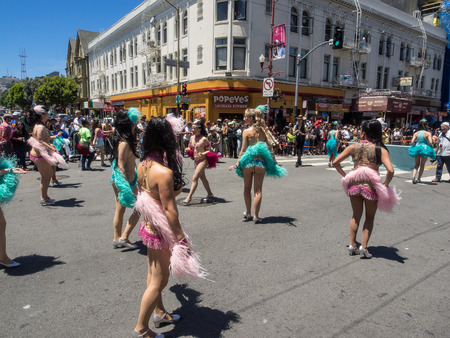 SAN FRANCISCO, CA/USA - MAY 25: San Francisco Carnaval Grand Parade on Memorial Day Weekend 2014 in San Francisco.のeditorial素材