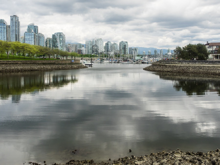 False Creek is a short inlet in the heart of Vancouver. It separates downtown from the rest of the city.の写真素材
