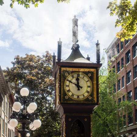 Gastown's most famous landmark is the steam-powered clock on the corner of Cambie and Water Street.のeditorial素材