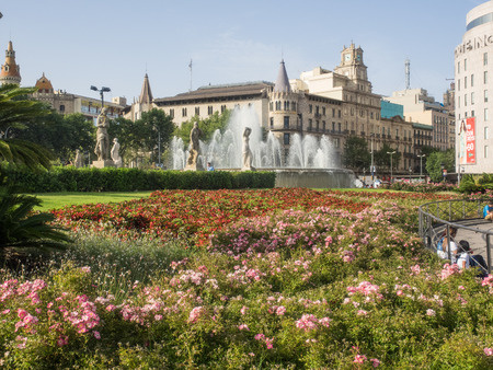 Plaza de Catalunya is a large square in central Barcelonaのeditorial素材