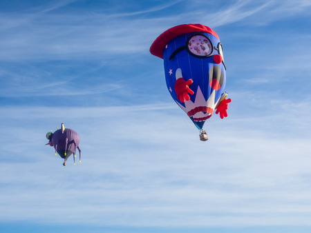 WINDSOR, CA/USA - June 20, 2015: 25th Annual Sonoma County Hot Air Balloon Classic is a yearly event where you can experience balloons up close, watch them launch, and even take tethered rides.のeditorial素材