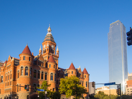 Dallas County Courthouse, built in 1892 of red sandstone rusticated marble accents, is a historic governmental building located at 100 South Houston Street in Dallas, Texas.のeditorial素材