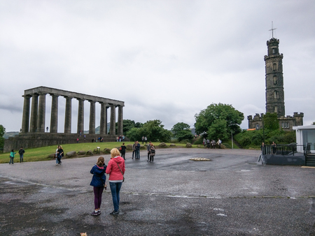 Calton Hill is a hill in central Edinburgh, Scotland, situated beyond the east end of Princes Street.のeditorial素材
